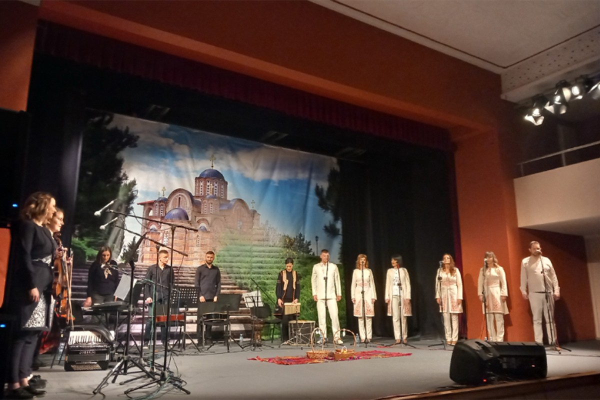 Etno grupa "Zahumlje" sugrađanima poklonila koncert