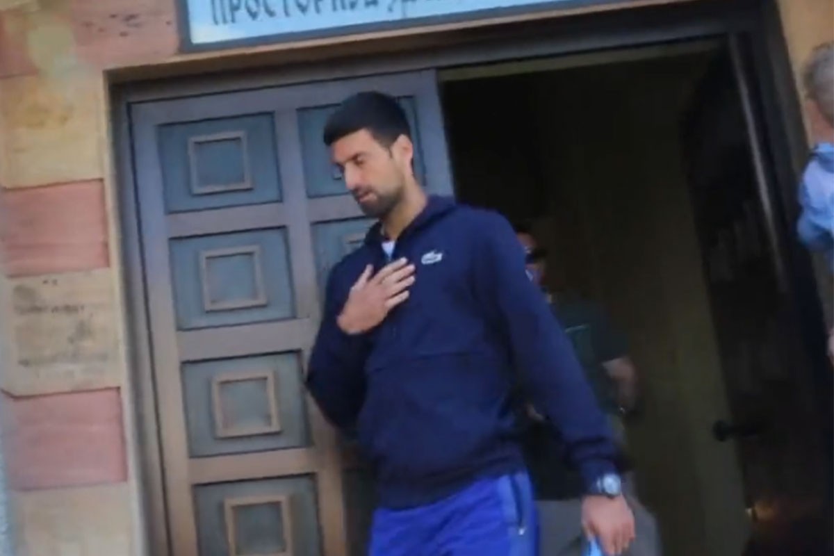 Kineski novinar snimao crkvu u Banjaluci, a onda se pojavio Đoković (VIDEO)