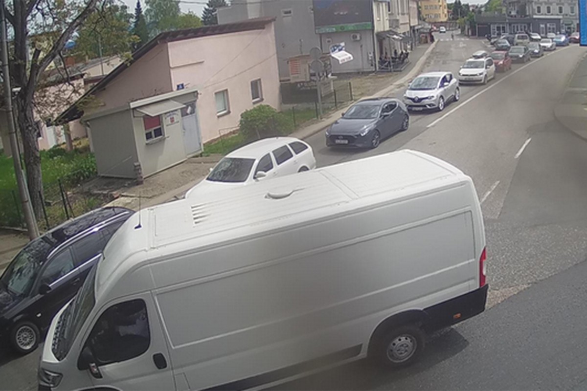 Gužva na graničnom prelazu Gradiška
