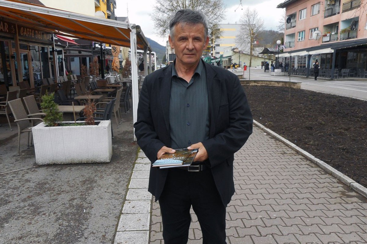 Kad gorštaka pritisne ravnica, rađaju se stihovi