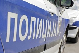 Skandal u Obrenovcu: Učenik za vrijeme minuta ćutanja izvukao ...