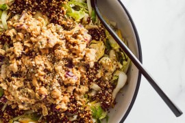 Salata od slanutka i tune s kupusom i kuskusom