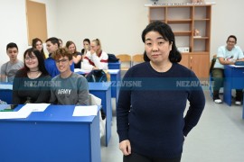 Japanka prenosi znanje na derventske đake (FOTO)