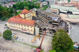 Počelo rušenje hotela "Palas" u centru Banjaluke (FOTO)