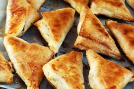 Trouglići sa sirom