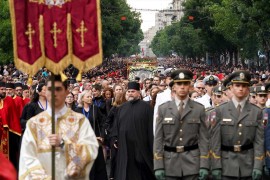 Spasovdanska litija u Beogradu, građani krenuli prema Hramu Svetog ...