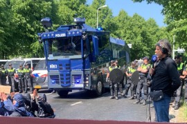 Privedeno 1.500 aktivista zbog blokiranja puta (FOTO/VIDEO)