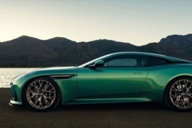 Prodat prvi Aston Martin DB12