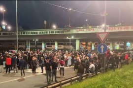 Protest u Beogradu: Blokirali auto-put, pjevaju "Oj Kosovo Kosovo" ...
