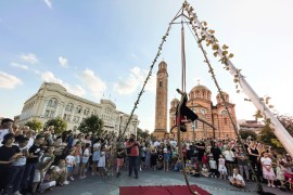 Na banjalučkim trotoarima oko 240 umjetnika