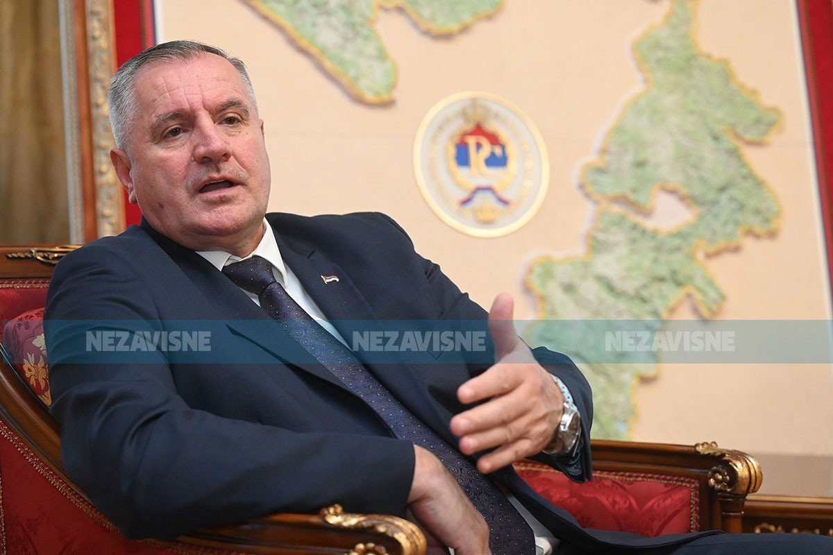 Višković osudio napad na mladiće iz Srbije u Mostaru