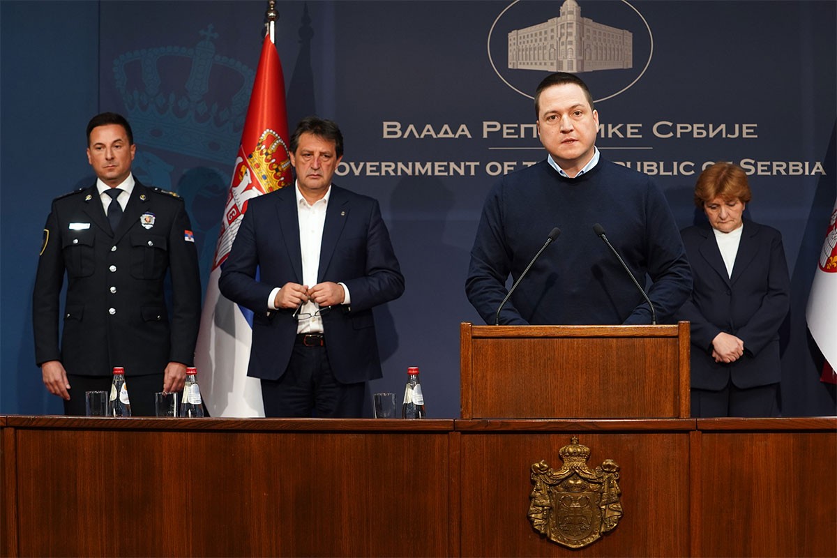 Proglašena trodnevna žalost u Srbiji zbog tragedije u školi