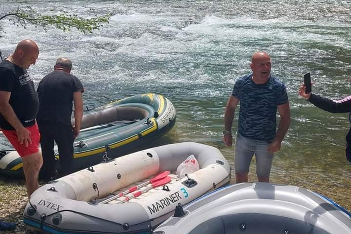 Selo Podovi, kod Sanskog Mosta: Ponosni rafting niz rodnu Sanu