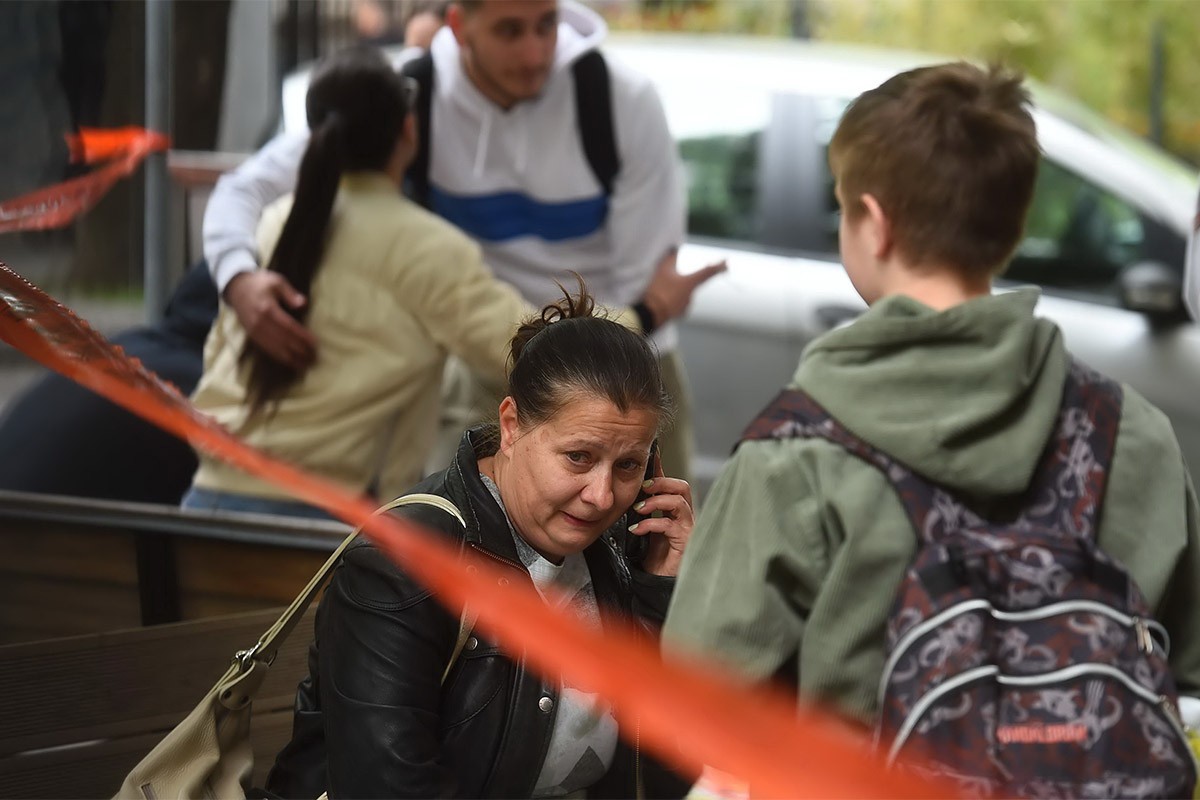 Sociolog Siniša Marčić o tragediji u Srbiji: Svi moramo staviti prst na čelo