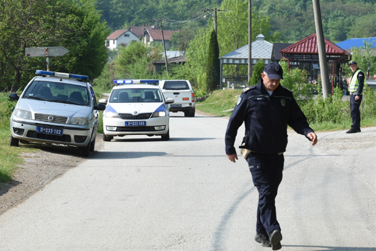 Uhapšen djed osumnjičenog Uroša B, policija kod njega pronašla oružje i municiju