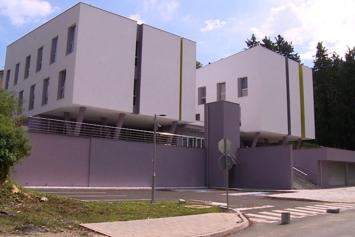 Uslovna kazna za suprugu bivšeg gradonačelnika