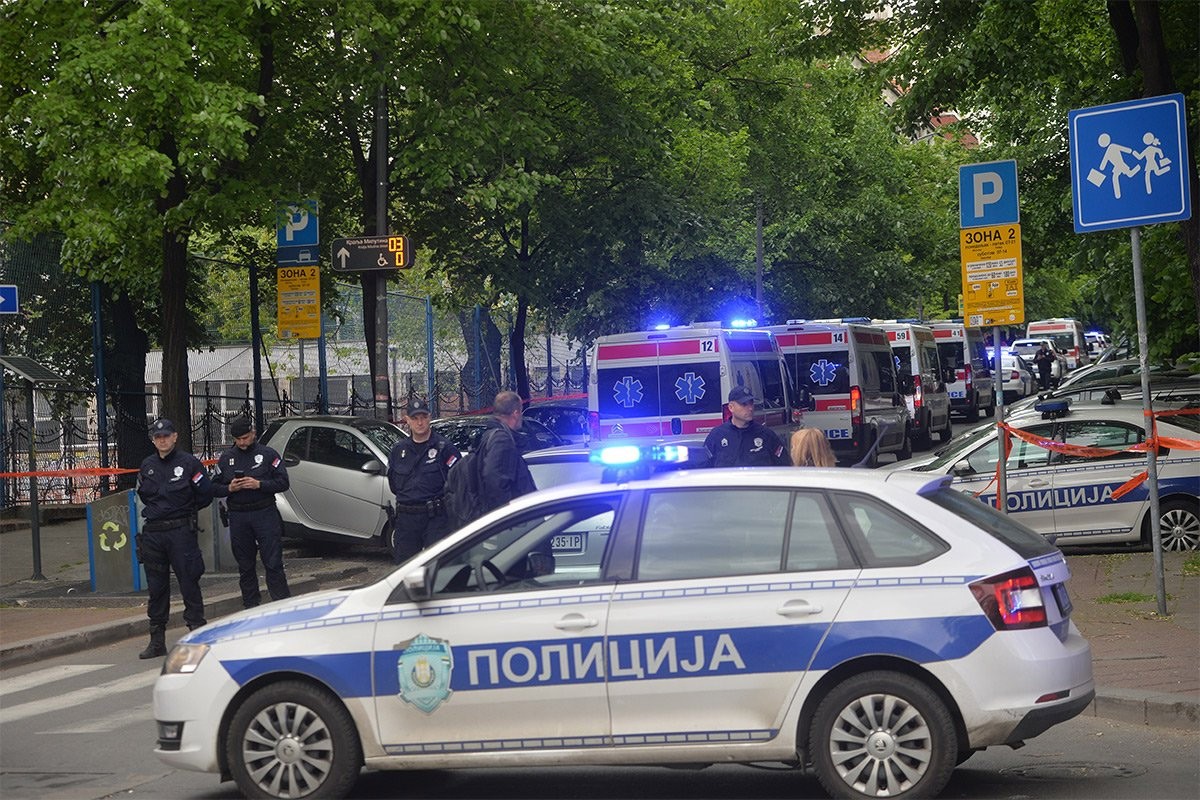 Određen pritvor ocu dječaka koji je počinio masakr u školi