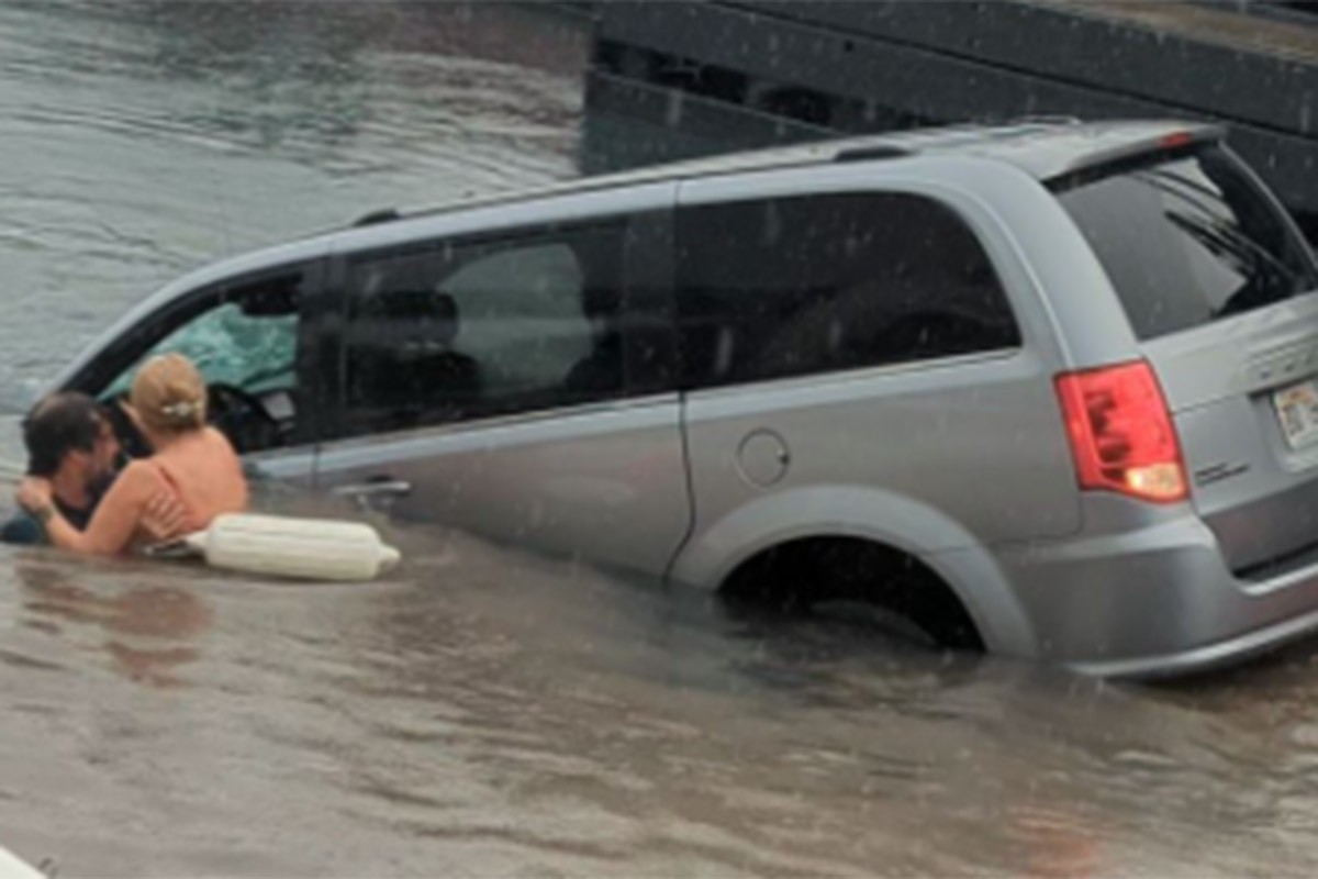 Pratila navigaciju, pa završila u okeanu (VIDEO)