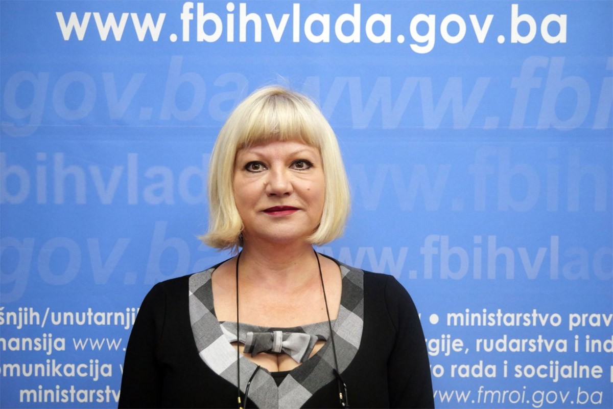 Bura u FBiH: Traže smjenu Vlaisavljevićeve zbog izjave o rehabilitaciji ratnih zločinaca