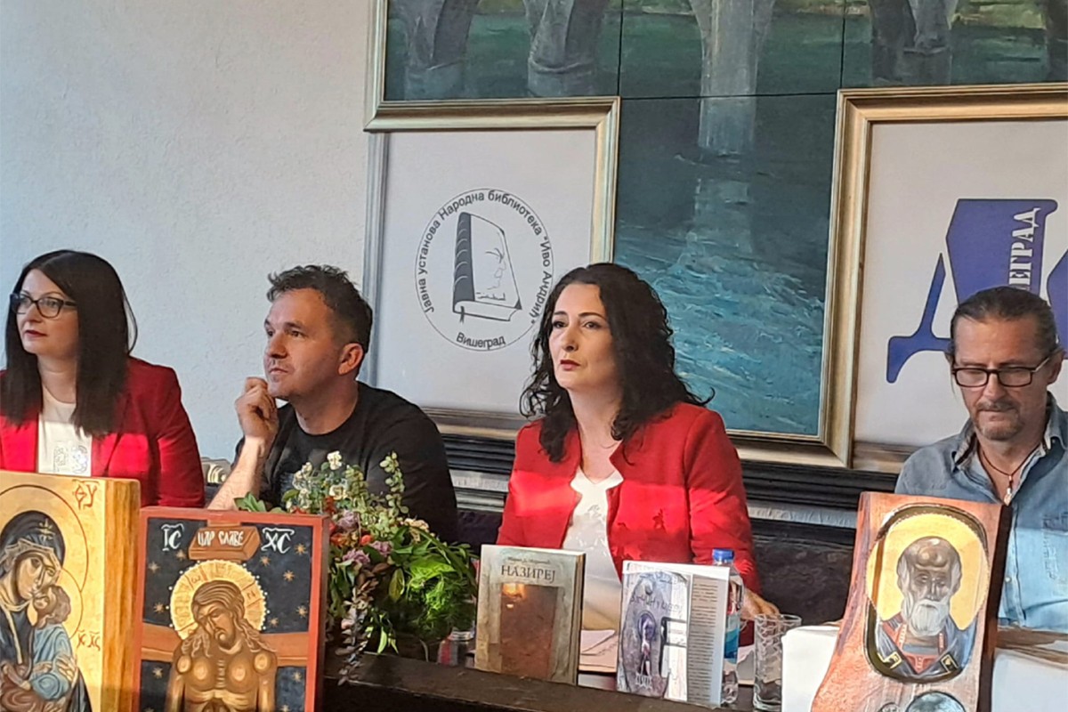Promovisan roman "U sebi zatočeni"