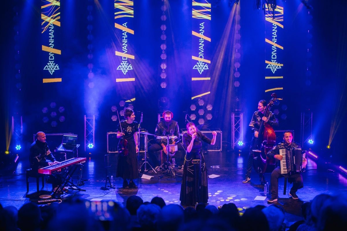 Divanhana proglašena najboljom muzičkom grupom na svijetu