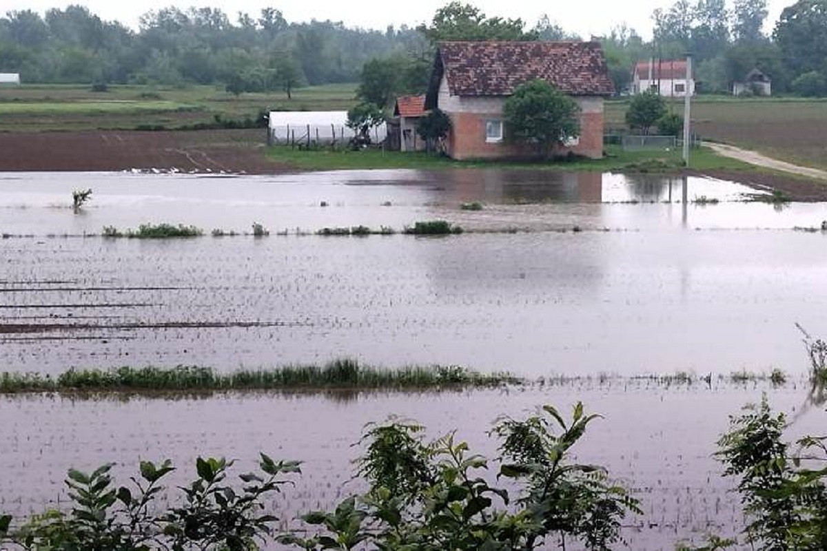 Šest zaplavljenih domaćinstava na području opštine Srbac