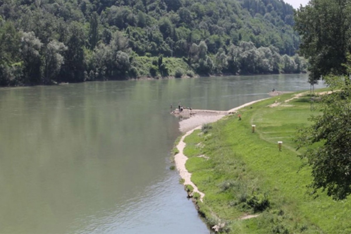 U Drini pronađeno beživotno tijelo