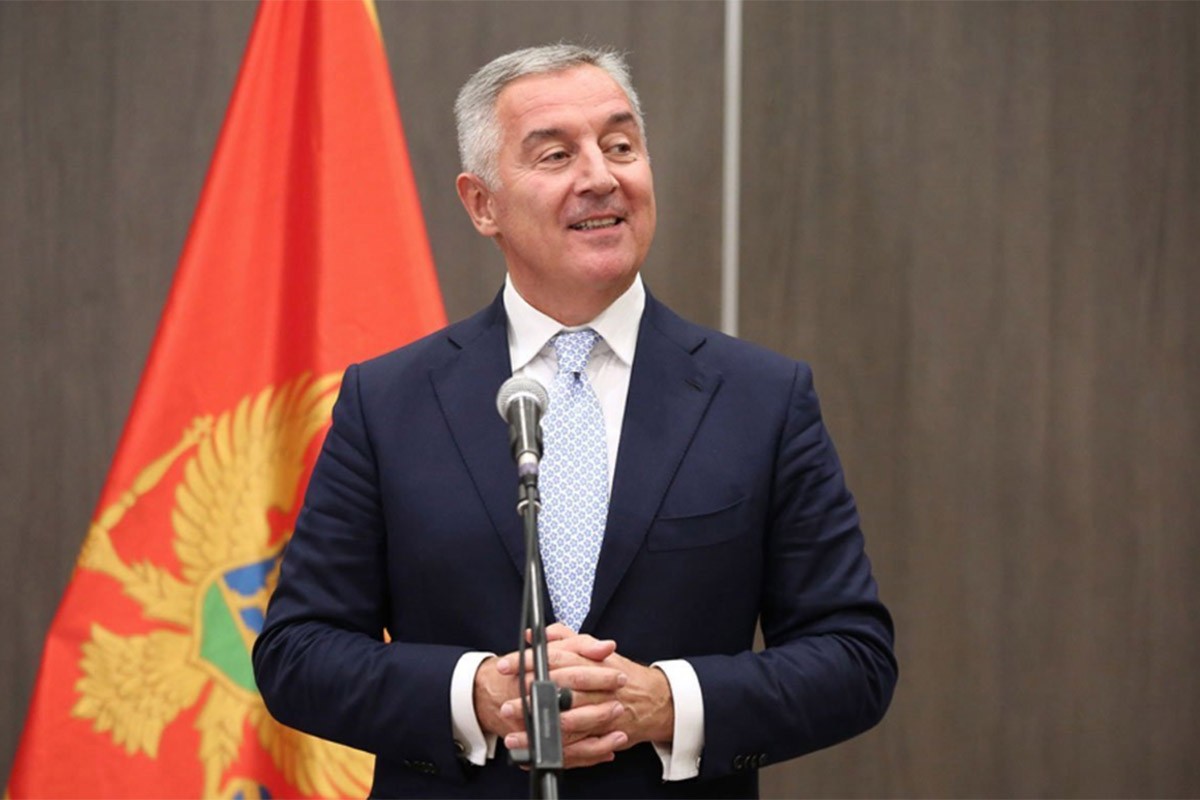 Đukanović: Ne povlačim se iz politike