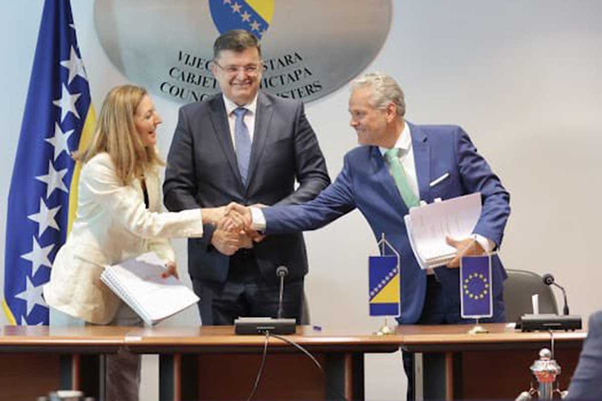 Potpisani ugovori o grantu vrijednosti 43,8 miliona evra