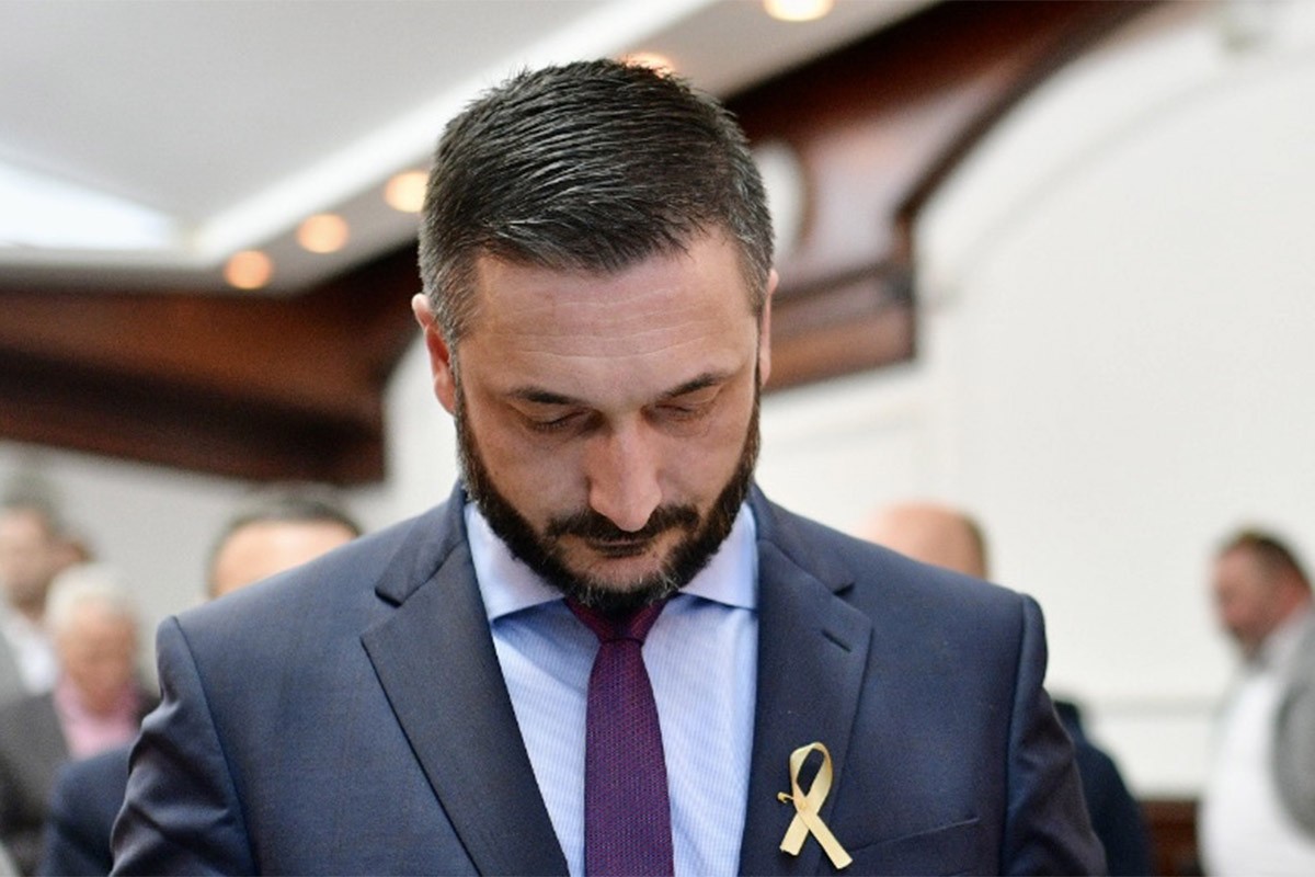 Ninković pozvao gradonačelnika da prvo predloži načelnike