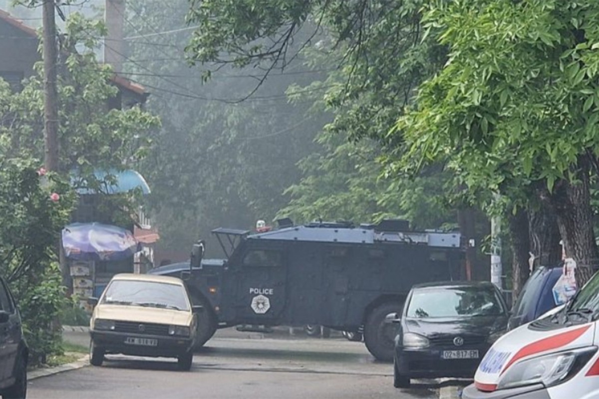 Kosovska policija upala i u zgradu opštine Zubin Potok