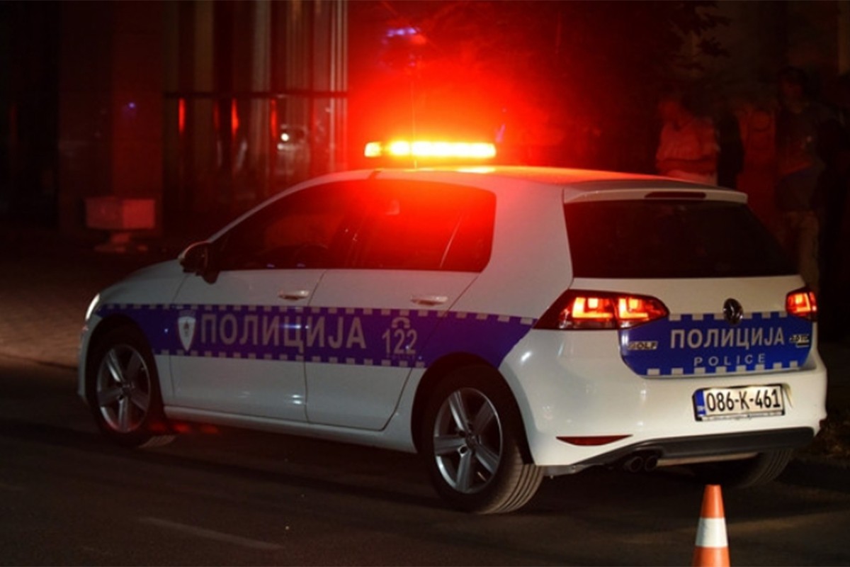 U saobraćajnoj nezgodi povrijeđeni vozač i troje djece