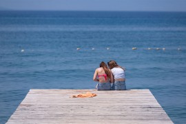 Zagađena dalmatinska plaža: Izbijaju fekalije, djeca dobila kožnu ...