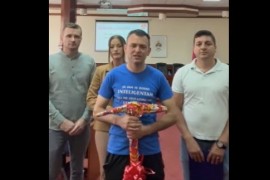 Unio kramp u mrkonjičku Skupštinu, otkazana sjednica (VIDEO)