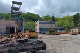 Zenički rudari počeli dobijati platu, prekidaju štrajk