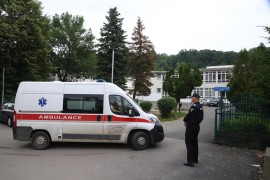 Ocu učenika koji je ranio nastavnika u Lukavcu jednomjesečni pritvor