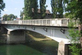 Policajci spasili ženu koja je htjela skočiti u Vrbas