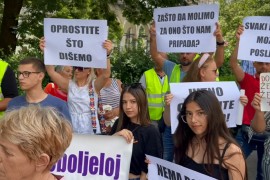 Roditelji djece oboljele od cistične fibroze izašli na proteste ...
