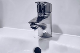 Banjaluci prijete redukcije vode: Punjenje bazena zavrće slavine