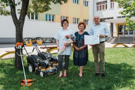 Mikrofin uručio donaciju banjalučkoj Osnovnoj školi Aleksa Šantić