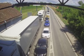 Gužva na graničnom prelazu Brod