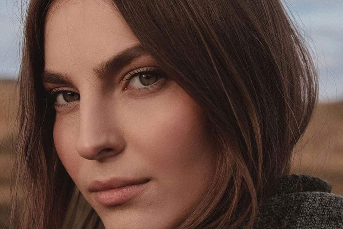 Džejla uhvaćena u provodu sa Henijem