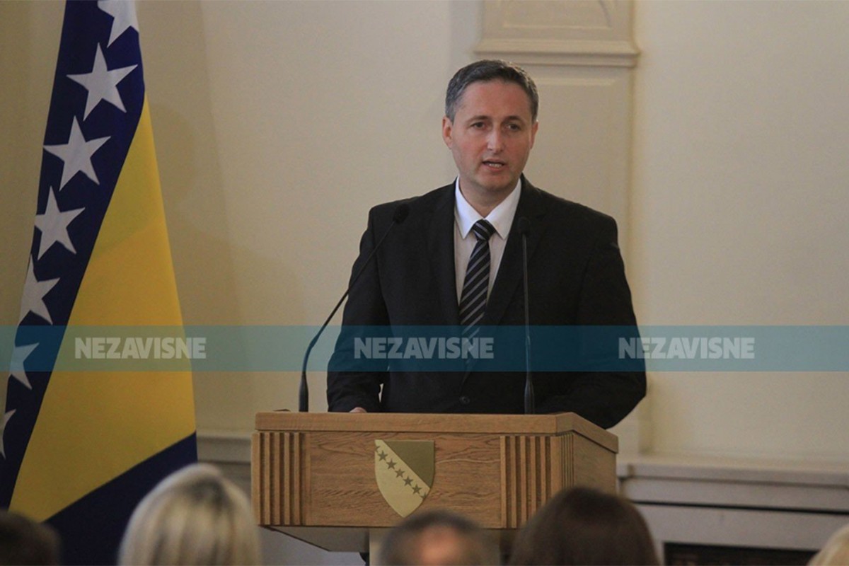 Bećirović mimo SDP-a, ruši dogovore i traži sankcije za partnere