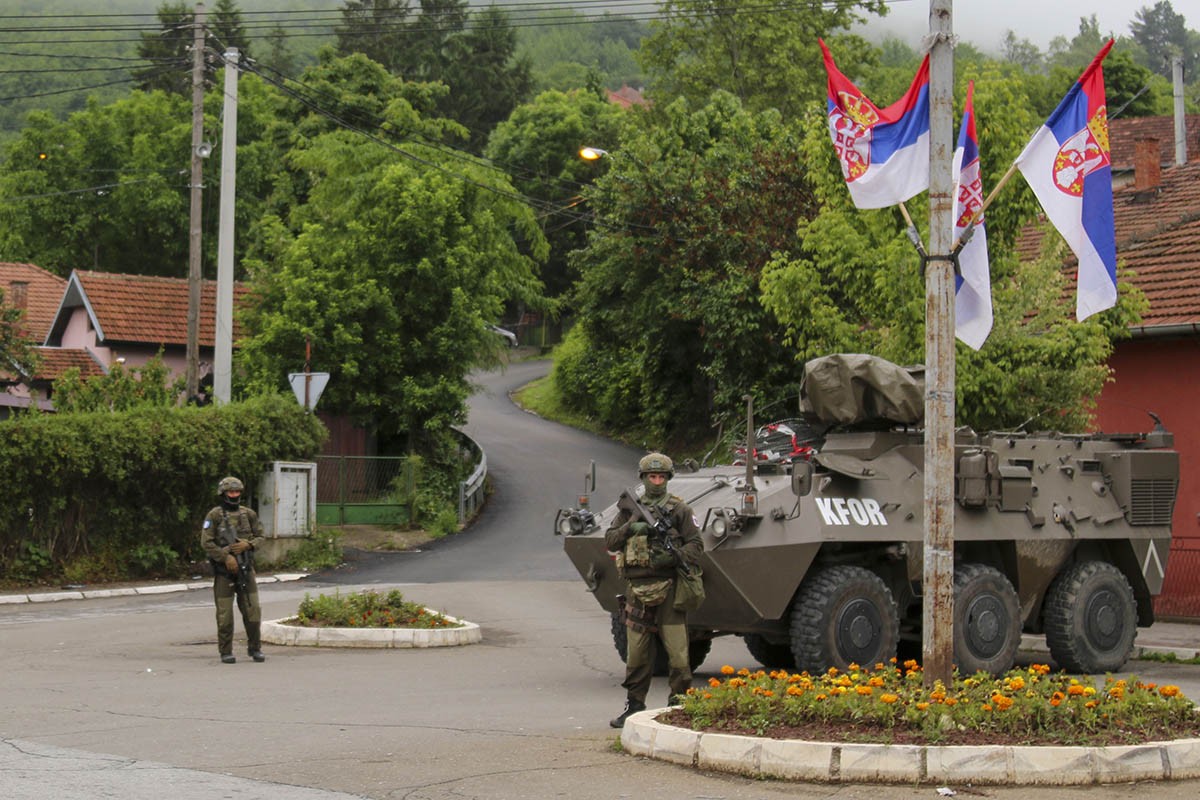 Mirna noć na sjeveru Kosova i Metohije, KFOR na svim prilazima Zvečanu