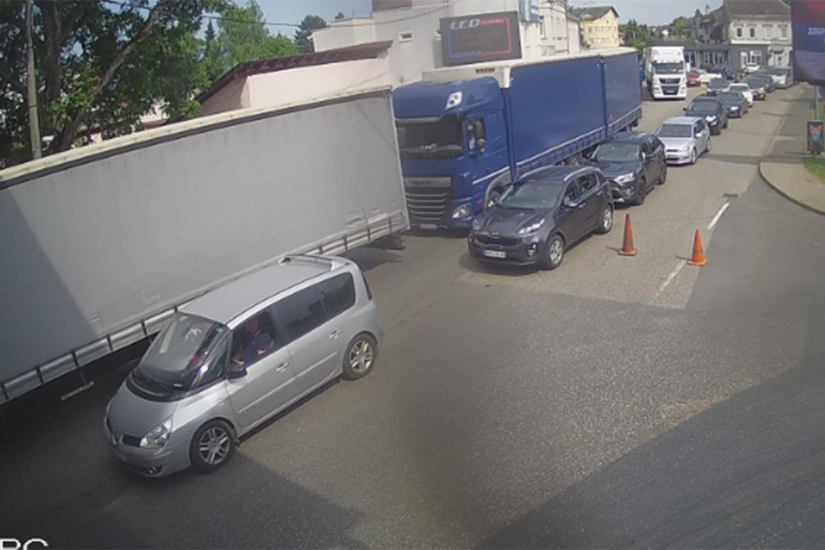 Velike gužve na izlazu iz BiH, pogledajte koje granične prelaze trebate izbjegavati