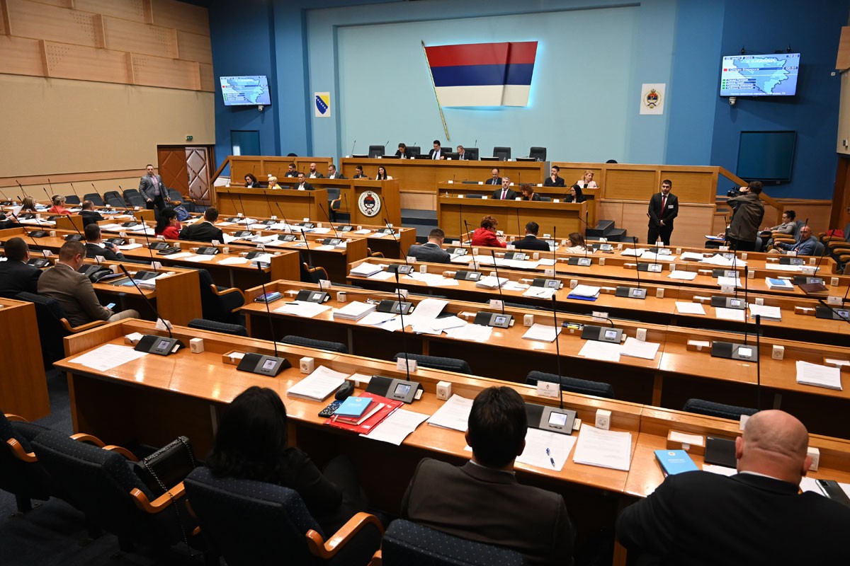Građani moraju spriječiti "preletače" da polete visoko