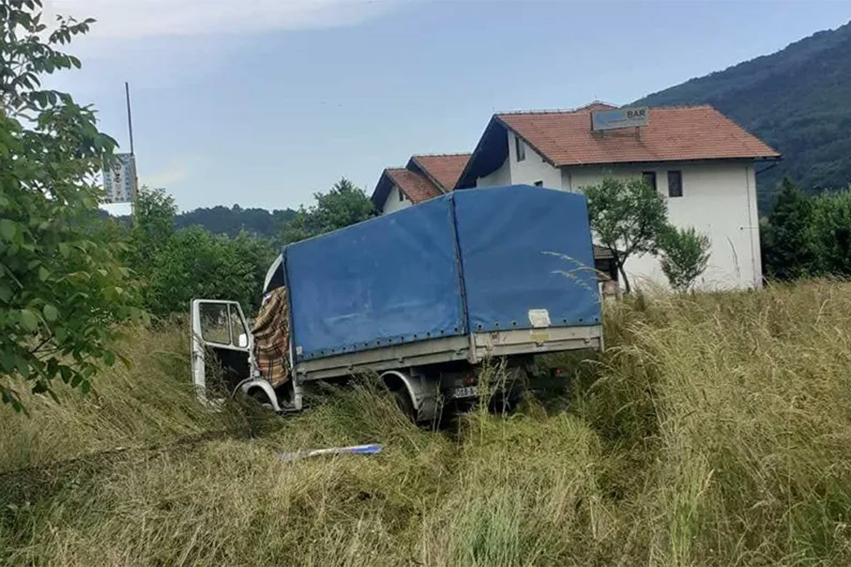 Kamion sletio s puta, jedna osoba nastradala
