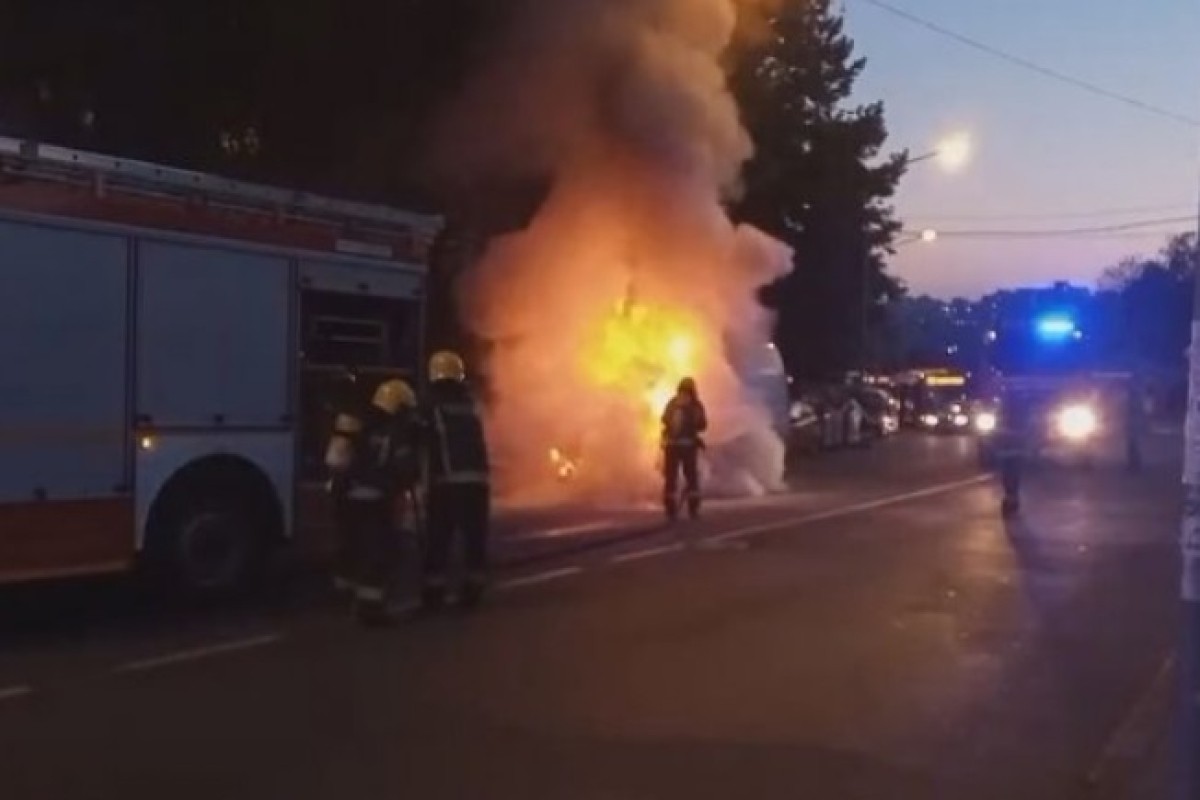 Vatra progutala kladionicu u Beogradu (VIDEO)