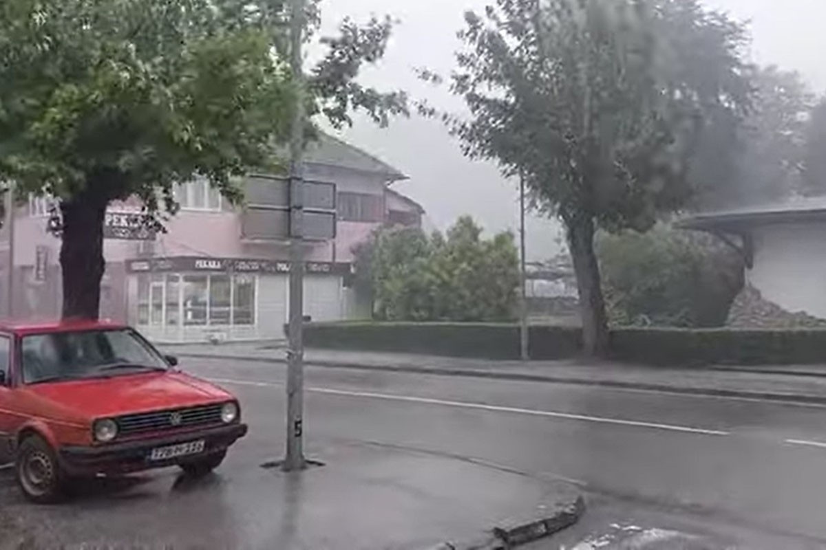 Nevrijeme u Rogatici (VIDEO)