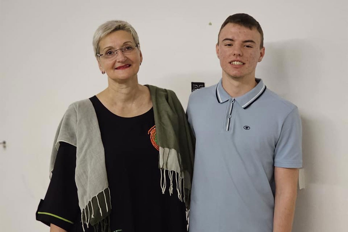 Maturskim radom nadmašio nastavni plan i program (FOTO)